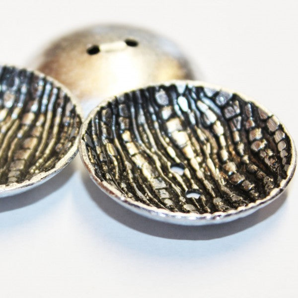 Large metal button with relief pattern 3.5 cm