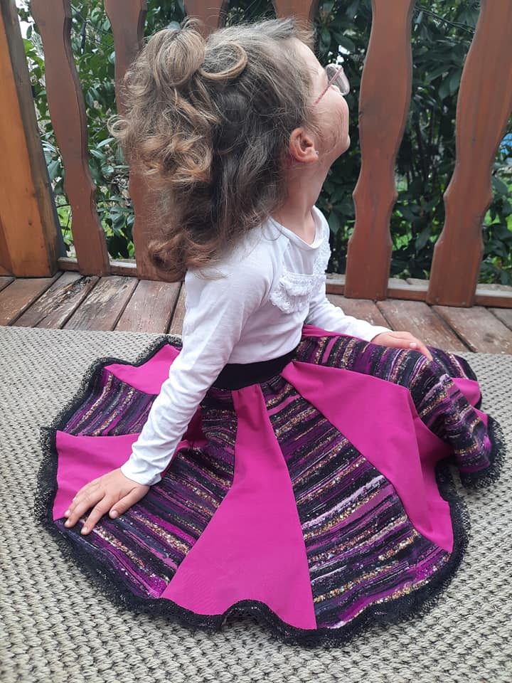 Pattern Salix Mini Children's Bell Skirt Freebook