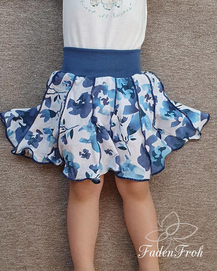 Pattern Salix Mini Children's Bell Skirt Freebook