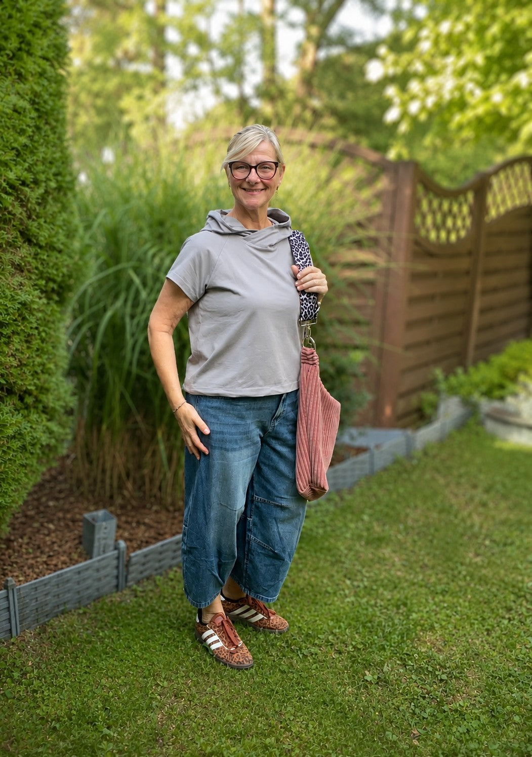 Schnittmuster Avena Raglan Shirt / Pulli / Tunika mit Schlitz oder Gummizug