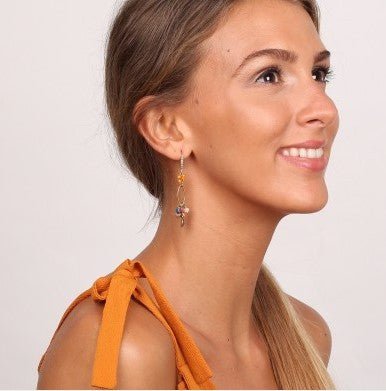Filigree earrings with rhinestones