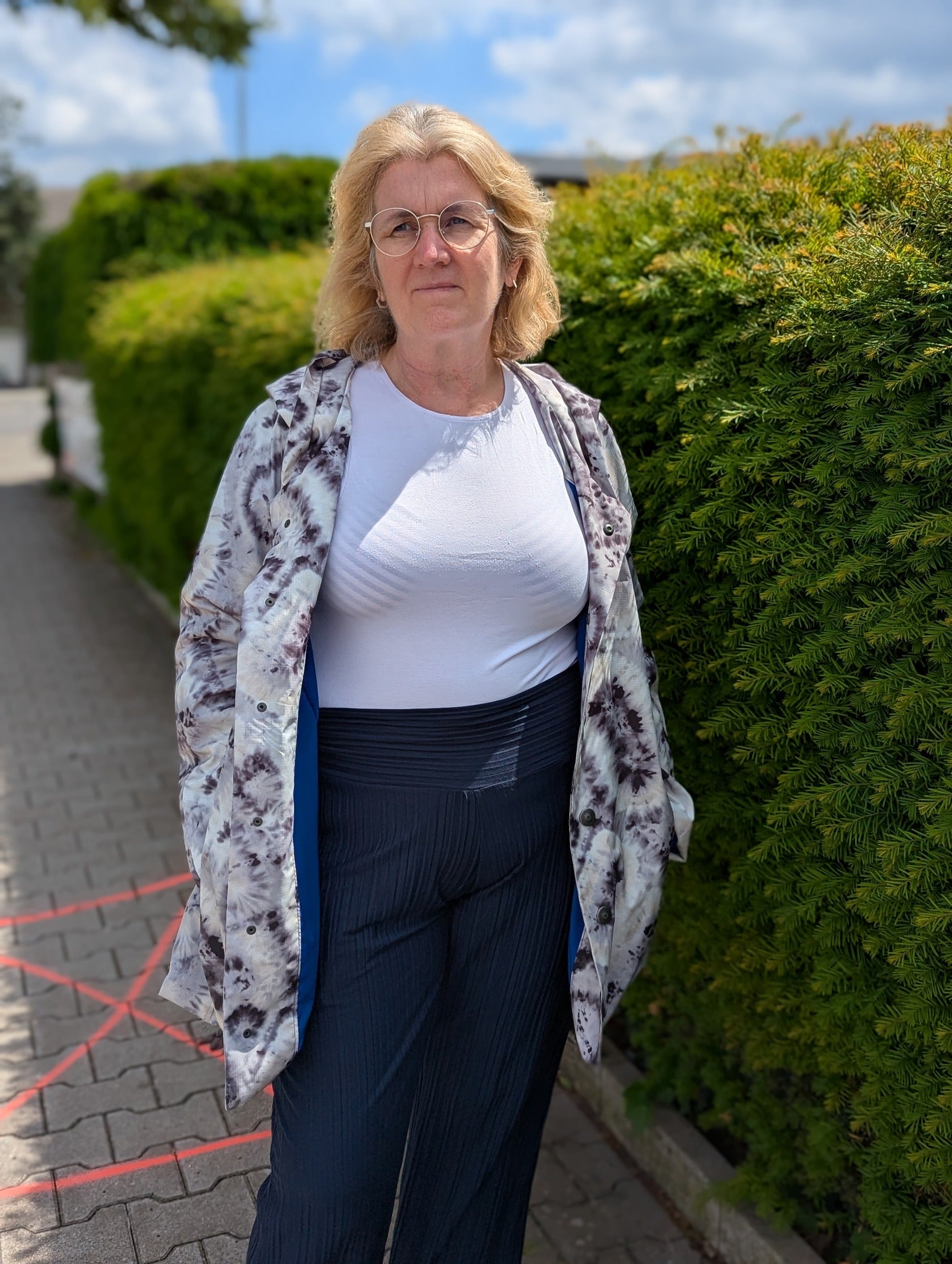 Ivey Mantelschnitt mit Kapuze als Sommerjacke