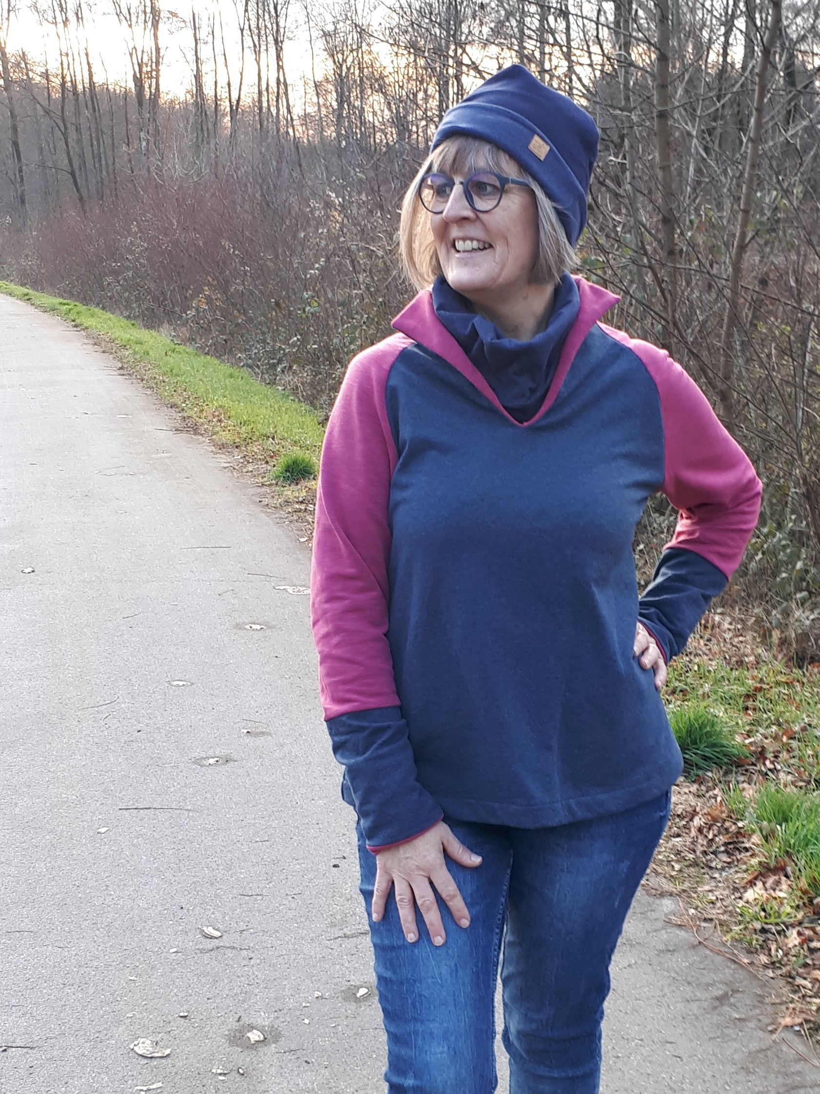 Nesrin Raglan Sweater with attached collar