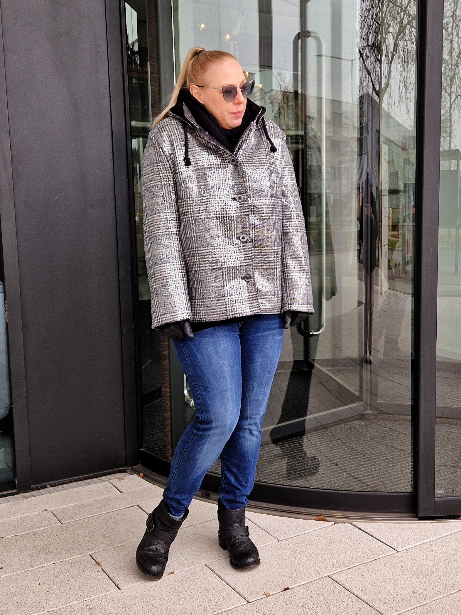 Pattern Quendel short jacket for women