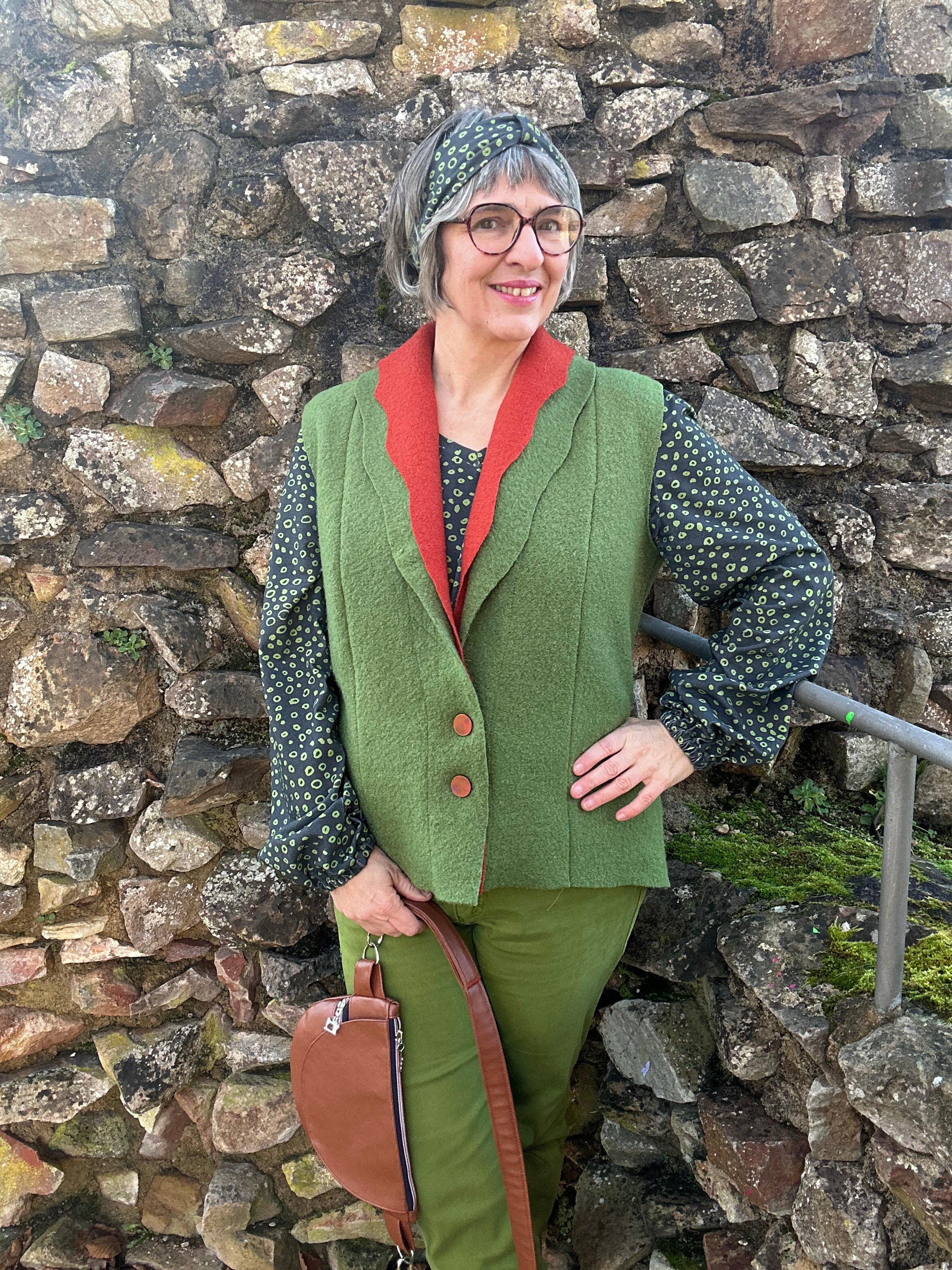 Schnittmuster Kalmia Weste mit doppeltem Wellen-Schalkragen