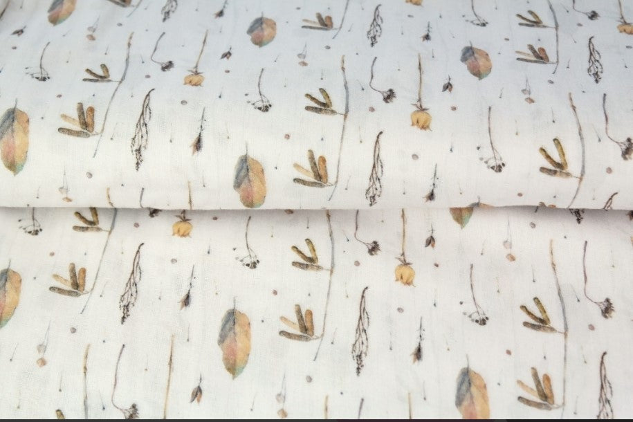 Fine cotton muslin with delicate leaves 