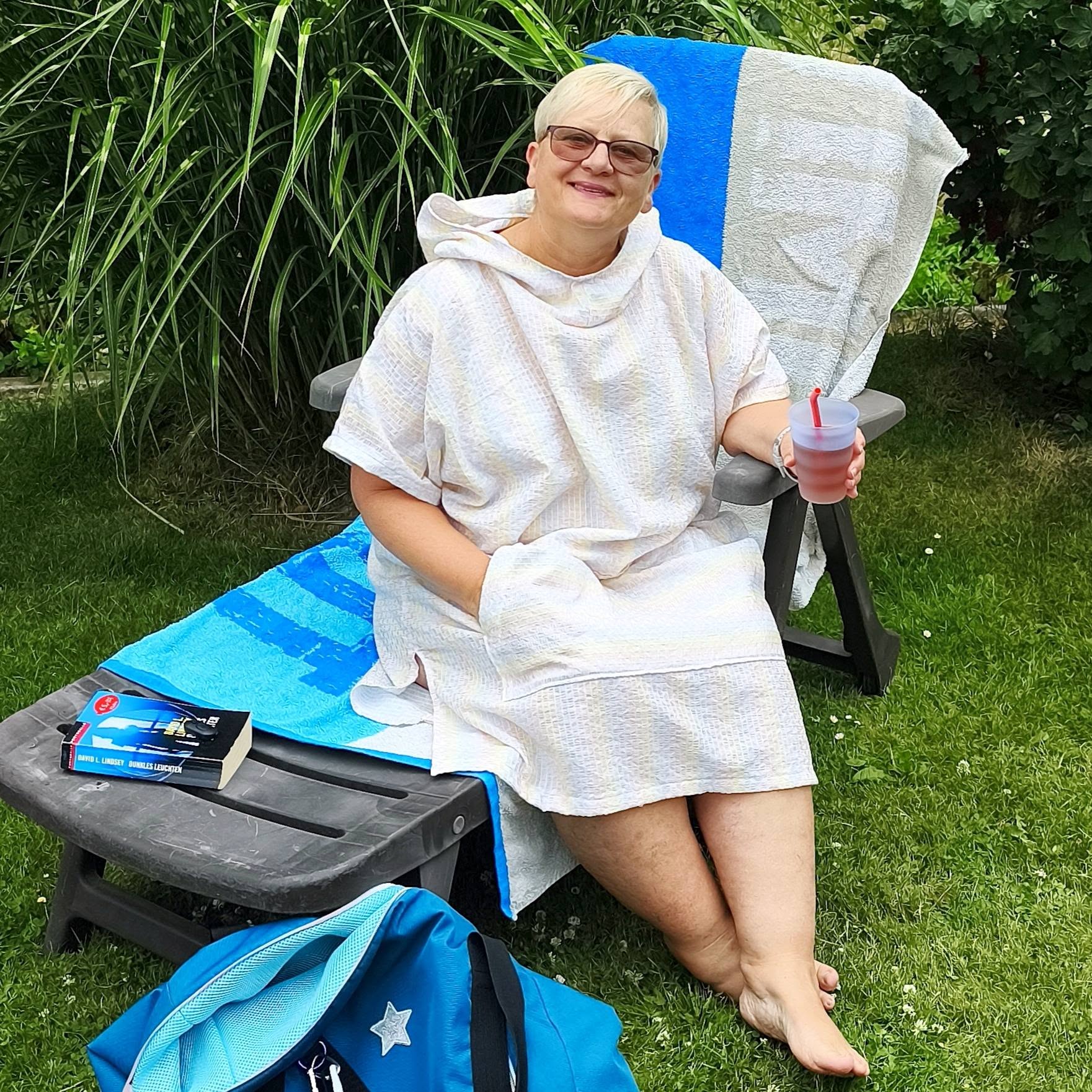 Schnittmuster Badeponcho HOSTA – kuscheliger Badeponcho für Groß & Klein