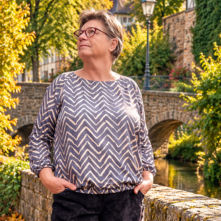 Schnittmuster  AVENA Raglan Shirt / Pulli / Tunika mit Schlitz oder Gummizug