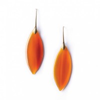 Ohrringe aus Horn in einem transperenten Orange von Nature bijoux