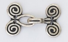Budke ornament hook and eye metal to sew on 3 cm